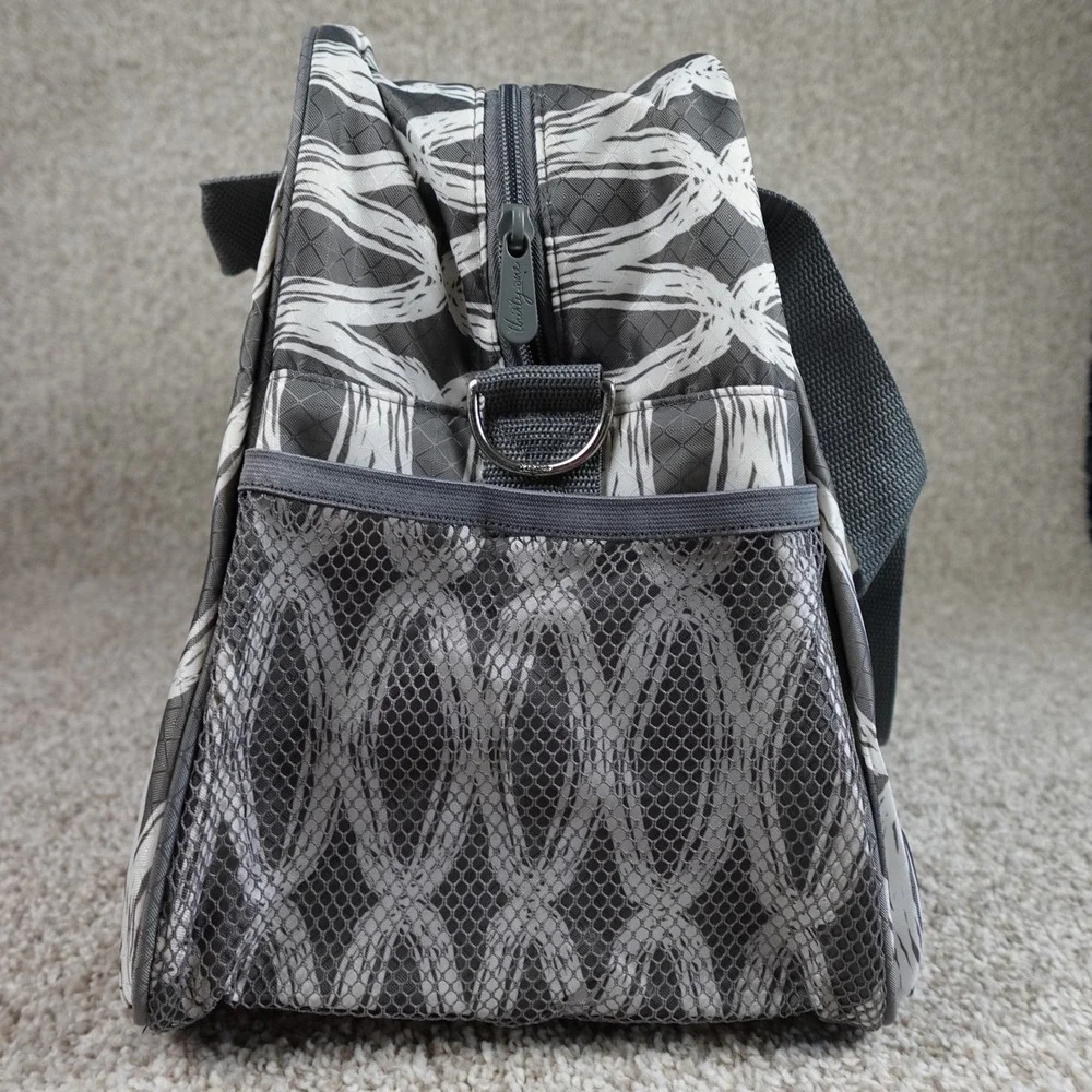Thirty-One All-in Tote Duffel Bag Grey White Geometric‎ Link Weekender Carry-On